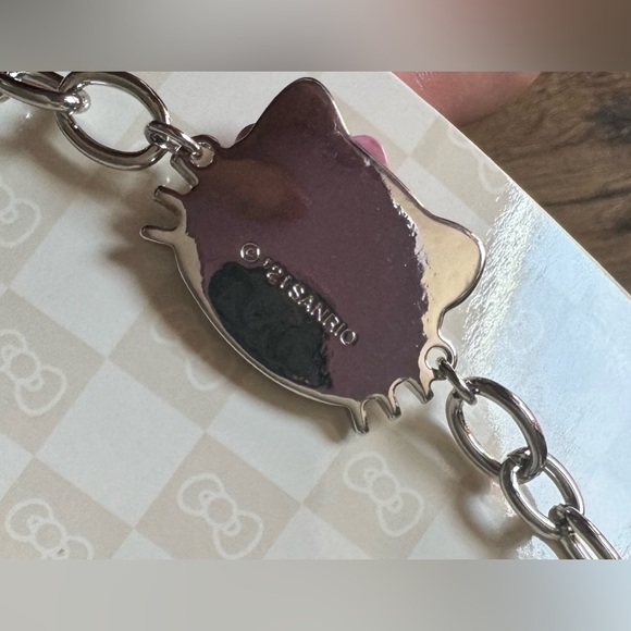 HELLO KITTY-NWT Silver Tone & Crystal Choker Necklace (Forever 21) - Picture 9 of 15